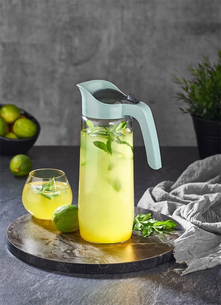 IRIS Santiago üvegkancsó 1.500ml, zöld, antracit, kék vagy burgundi színű HN-1790