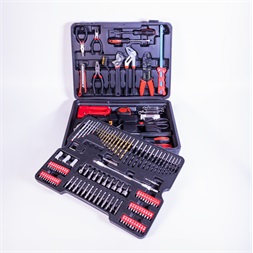 IRIS TOOLS TS-550-004 550 darabos kéziszerszám készlet