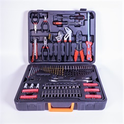 IRIS TOOLS TS-550-004 550 darabos kéziszerszám készlet