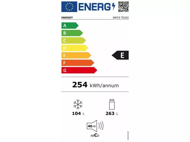 Indesit INFC9 TO32X inox, alulfagyasztós, Hűtő:263L, Fagyasztó:104L, Total No frost hűtőszekrény