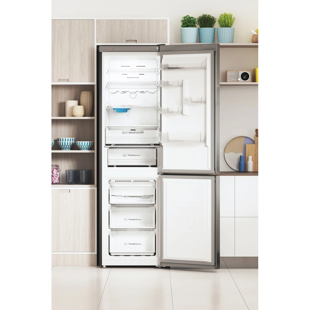 Indesit INFC9 TO32X inox, alulfagyasztós, Hűtő:263L, Fagyasztó:104L, Total No frost hűtőszekrény (Használt - B)