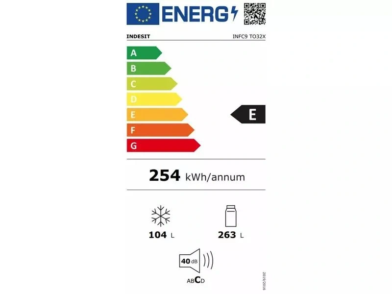 Indesit INFC9 TO32X inox, alulfagyasztós, Hűtő:263L, Fagyasztó:104L, Total No frost hűtőszekrény (Használt - B)