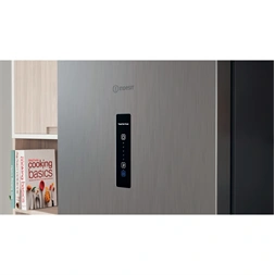 Indesit INFC9 TO32X inox, alulfagyasztós, Hűtő:263L, Fagyasztó:104L, Total No frost hűtőszekrény (Használt - B)