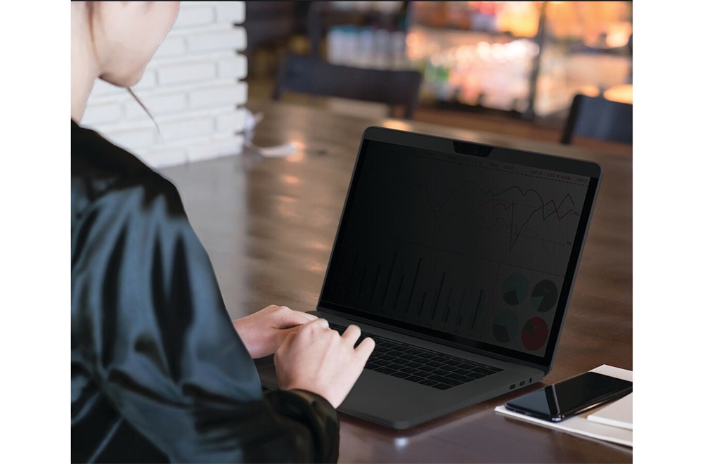 Kensington 626469 15,6" 16:9 laptopokhoz kivehető betekintésvédő monitorszűrő