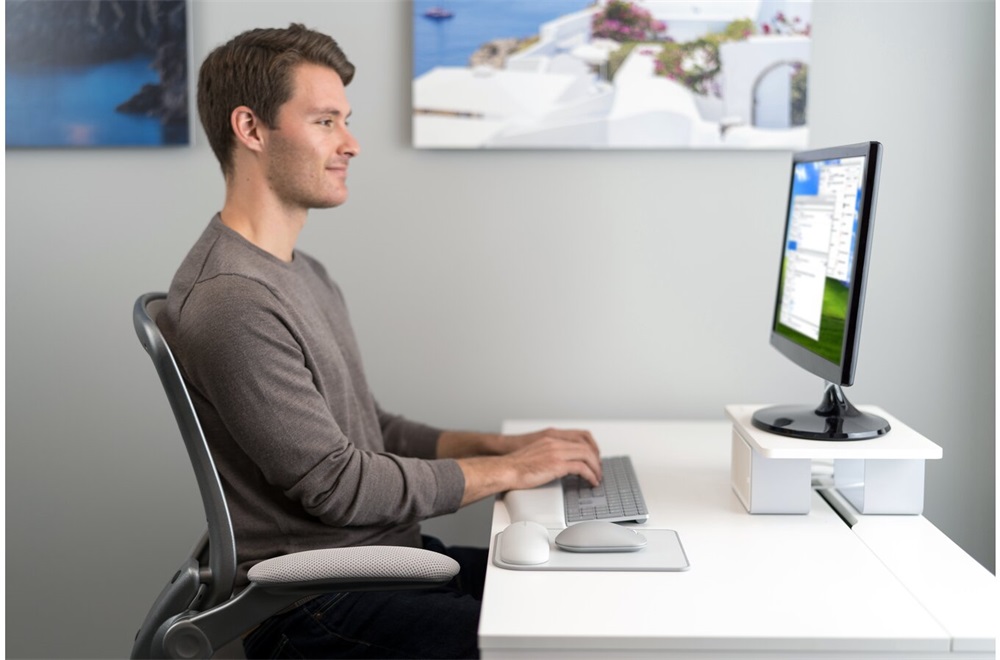 Kensington K50437EU ErgoSoft csuklótámaszos világosszürke egérpad