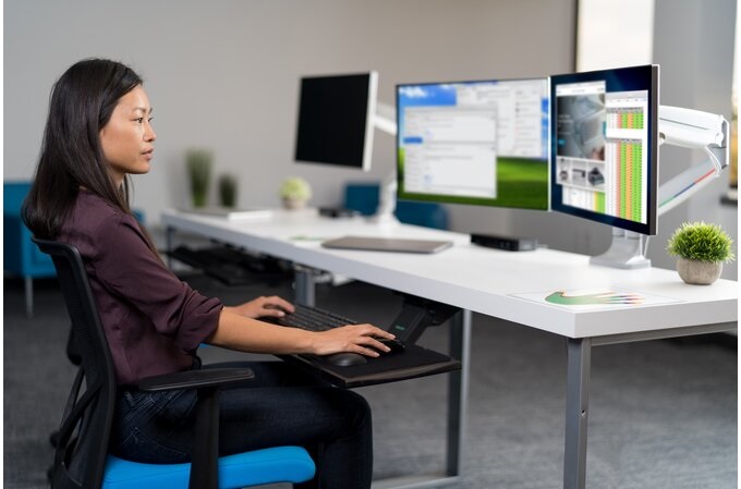 Kensington K55471EU SmartFit One-Touch kétkaros monitortartó