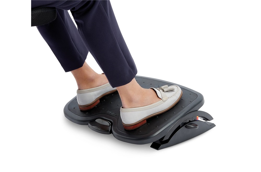 Kensington K52789WW SoleMate Plus állítható magasságú fekete lábtámasz