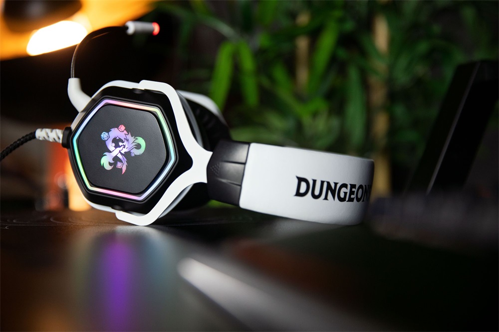 Konix Dungeons & Dragons Rainbow gamer headset