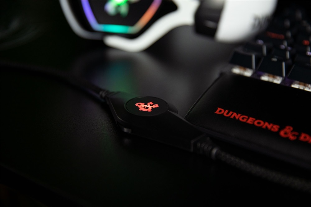 Konix Dungeons & Dragons Rainbow gamer headset