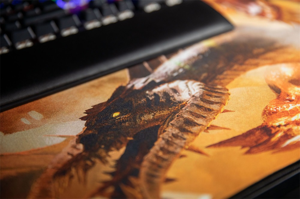 Konix Dungeons & Dragons XXL Tiamat egérpad