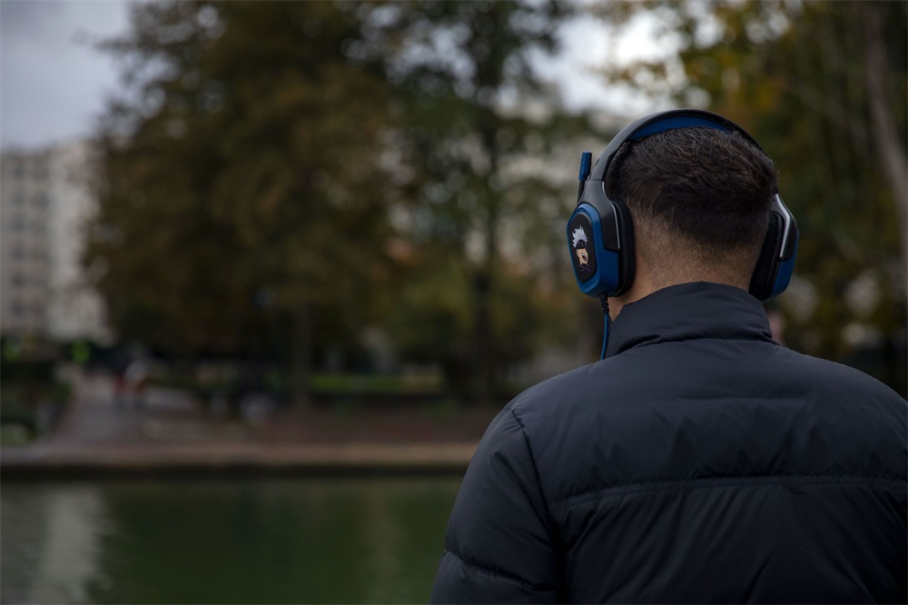 Konix Jujutsu Kaisen univerzális vezetékes gamer headset