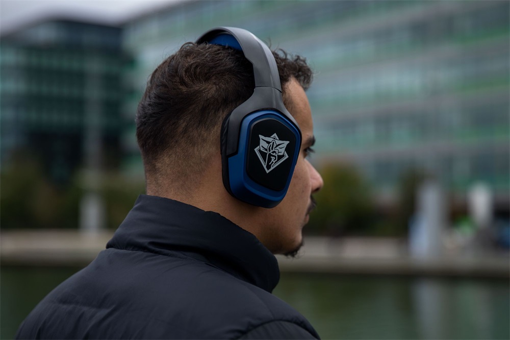 Konix Jujutsu Kaisen univerzális vezetékes gamer headset