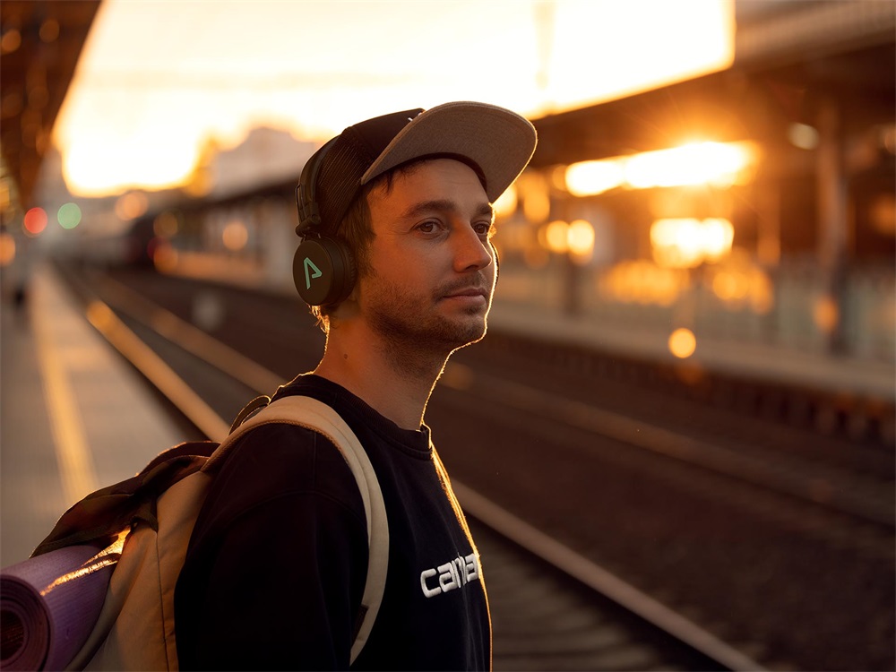LAMAX Blaze2 USB-C vezeték nélküli Bluetooth fejhallgató