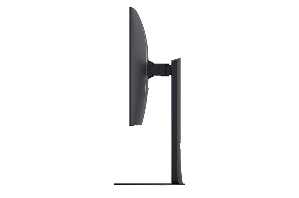 LG 32" 32GS95UV-B UHD OLED 480Hz HDMI/DP DUAL gamer monitor (Újracsomagolt)