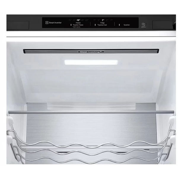 LG GBV7280CEV fekete, alulfagyasztós, Hűtő:277L, Fagyasztó:110L, DoorCooling hűtőszekrény (Újszerű)