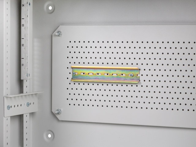 Lanberg 19" 4U+3U SZÉL:540mm MÉLY:200mm MAG:400mmfémajtós szürke fali rack szekrény