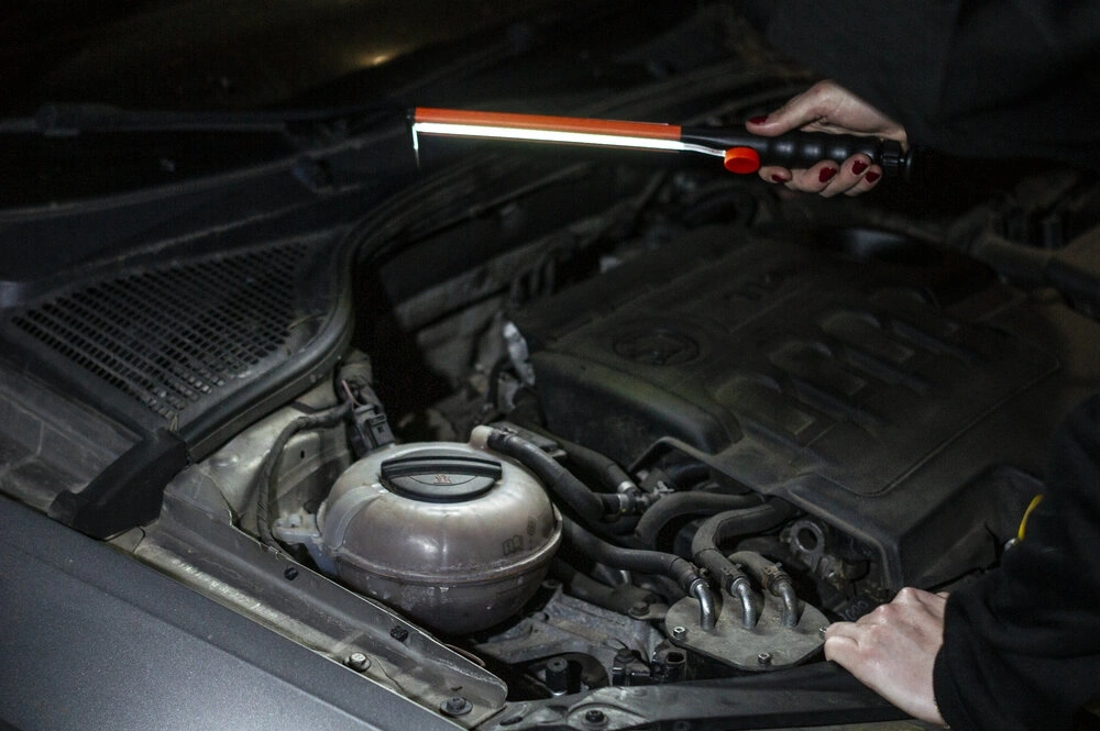 Ledvance akkumulátoros autós mágneses zseblámpa