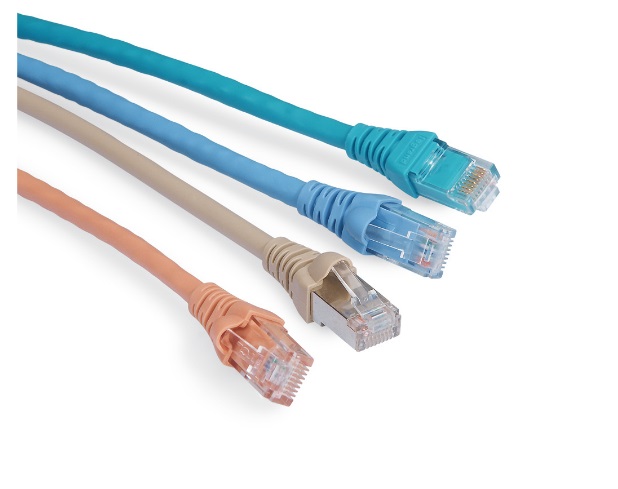 Legrand Cat5e (U/UTP) világos rózsaszín 1,5 méter Linkeo árnyékolatlan patch kábel