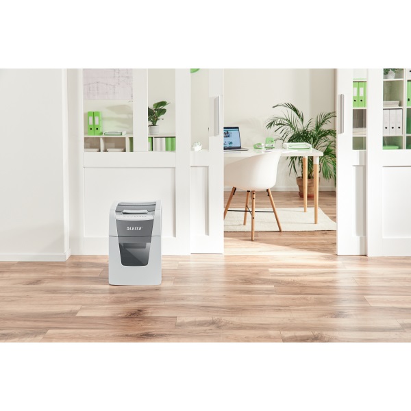 Leitz IQ AutoFeed SmallOffice 100 P4 Pro automata iratmegsemmisítő