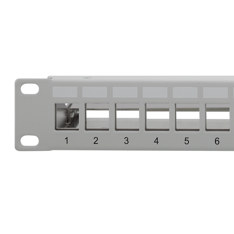 Logilink NK4057 19" Patch panel 24 keystone csatlakozóhoz, hátsó kábelkezelővel