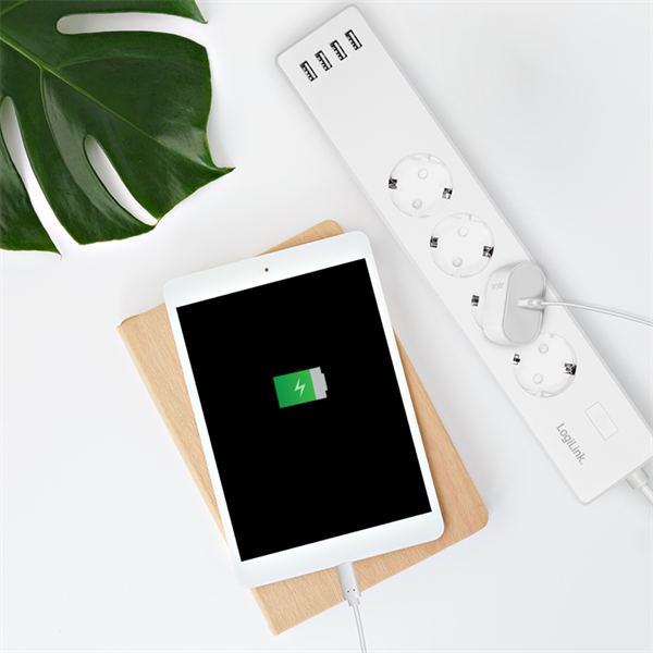 Logilink SH0104 Wi-Fi Smart Socket aljzat, 4 utas, (CEE 7/3), 4x USB, Tuya kompatibilis