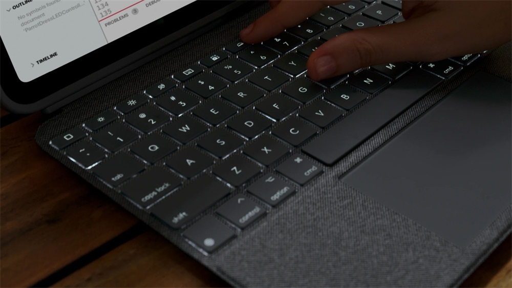 Logitech 920-011441 Combo Touch for iPad UK szürke érintőpados billentyűzetes tok