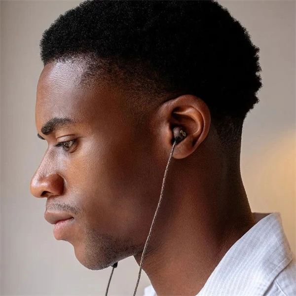 Marley Smile Jamaica USB-C vezetékes sárgaréz fülhallgató