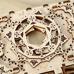 Multiversum 3D Fa Antique Boksz 3D puzzle