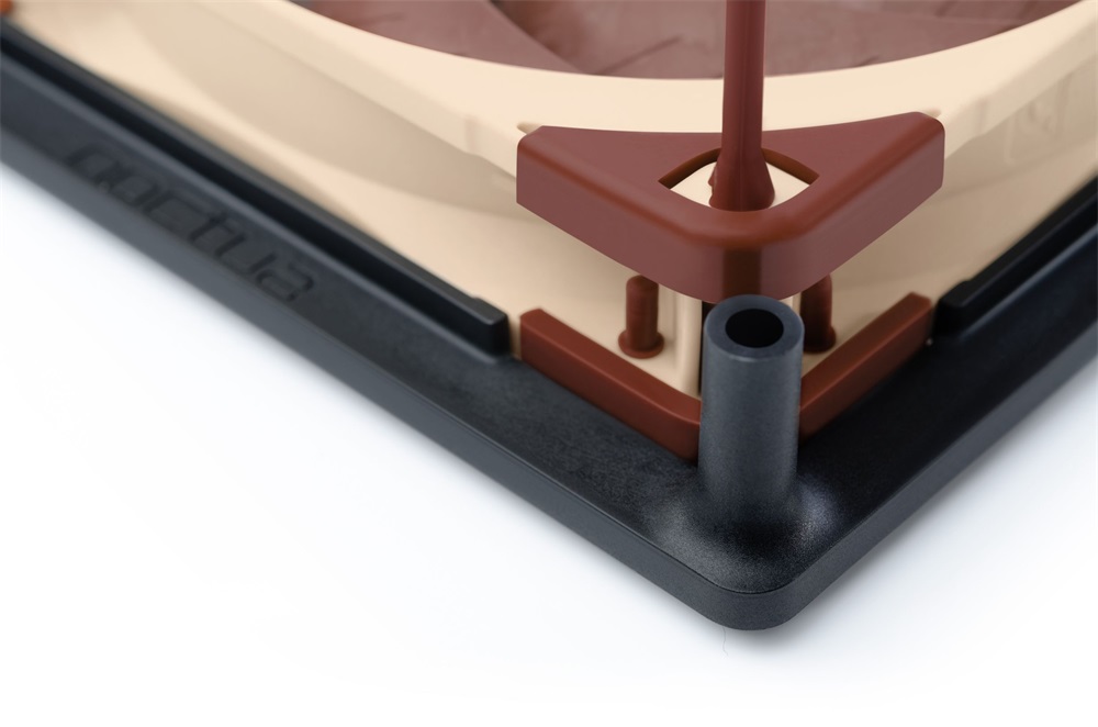 Noctua NA-SFMA1 12cm/14cm átalakító keret