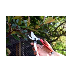 Okatsune 104 nagy kezek számára kerti olló