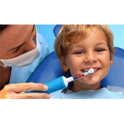 Oral-B D103 Vitality PRO Spiderman gyerek elektromos fogkefe