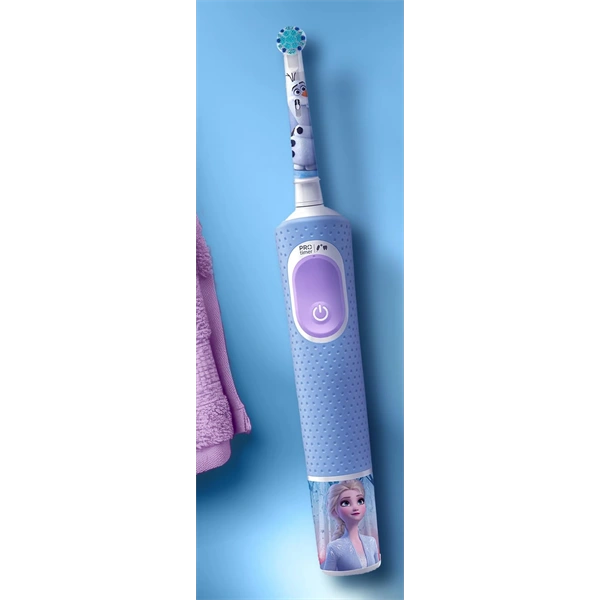 Oral-B D103 Vitality PRO jégvarázs gyerek elektromos fogkefe tokkal