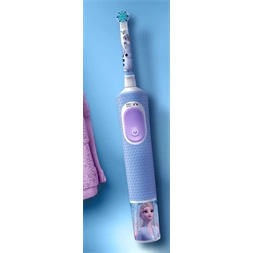 Oral-B D103 Vitality PRO jégvarázs gyerek elektromos fogkefe tokkal