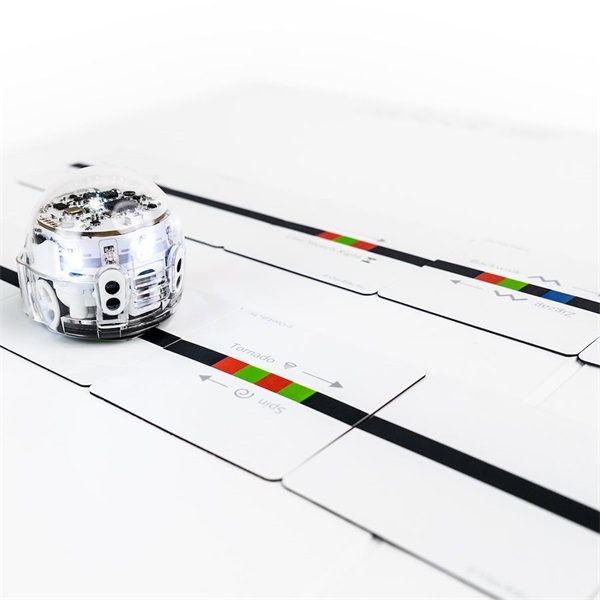 Ozobot 18 csempe színkód mágnes speciális mozgások készlet