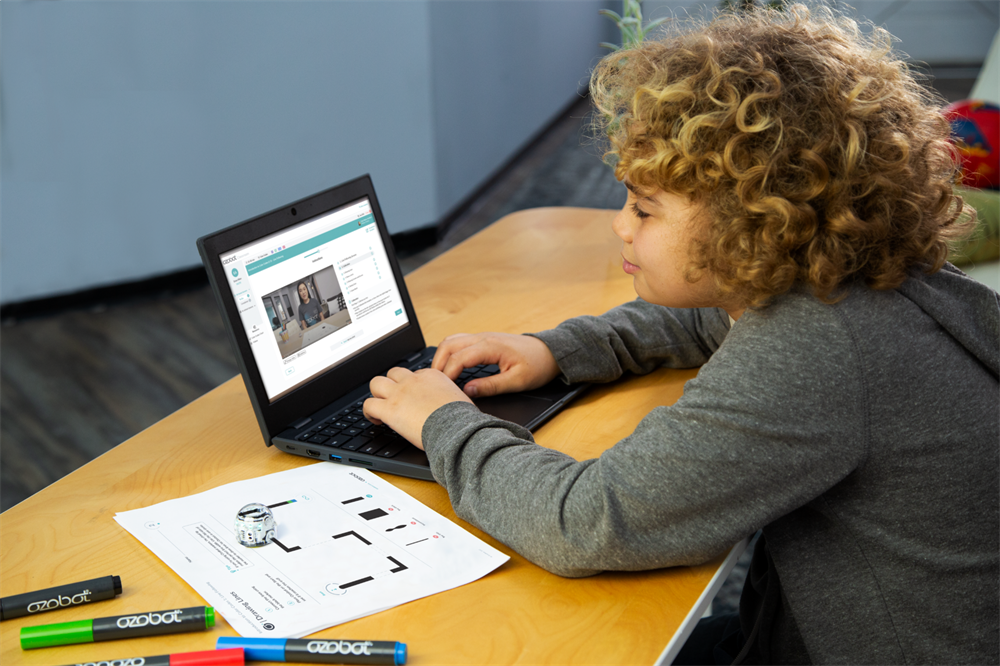 Ozobot Bit+ 12 darabos osztálytermi készlet