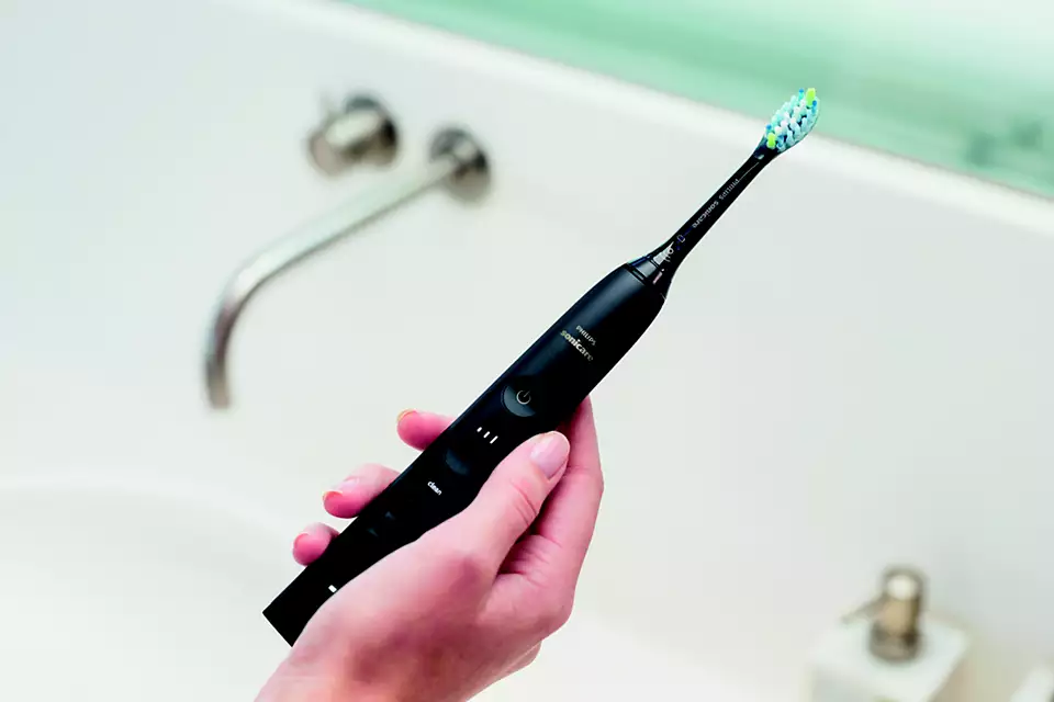 Philips HX9911/09 fekete szónikus elektromos fogkefe