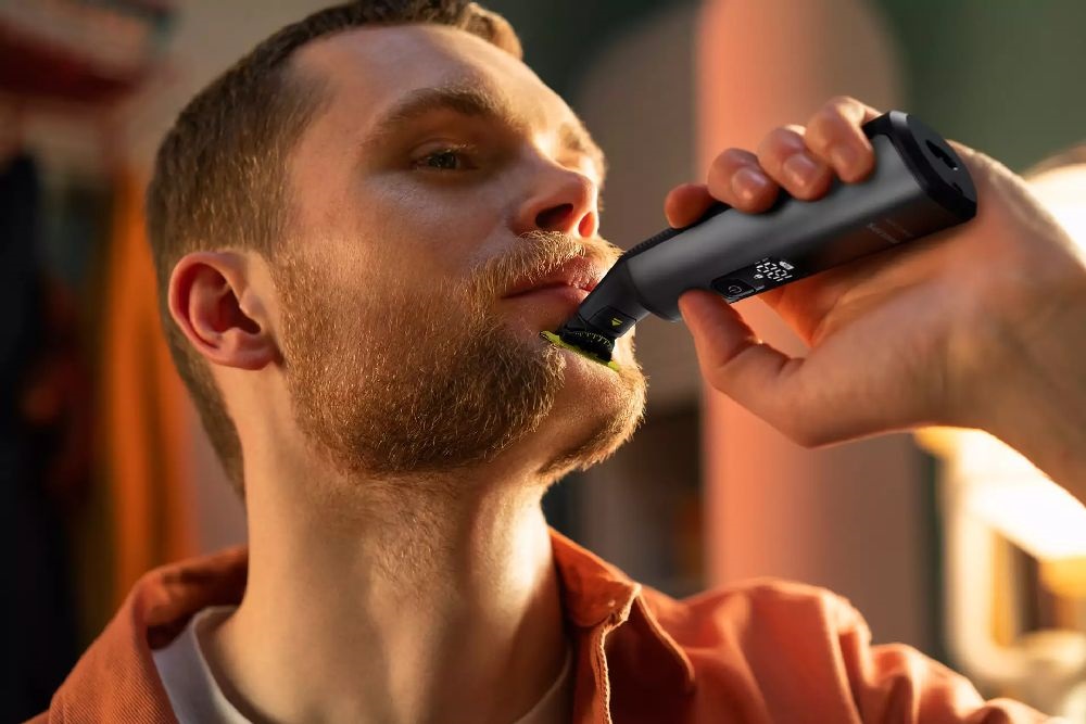 Philips OneBlade Pro 360 QP6551/30 hibrid borotva