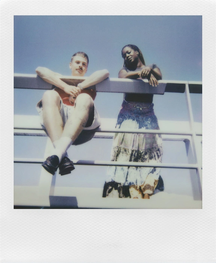 Polaroid NOW G3 instant fekete fényképezőgép