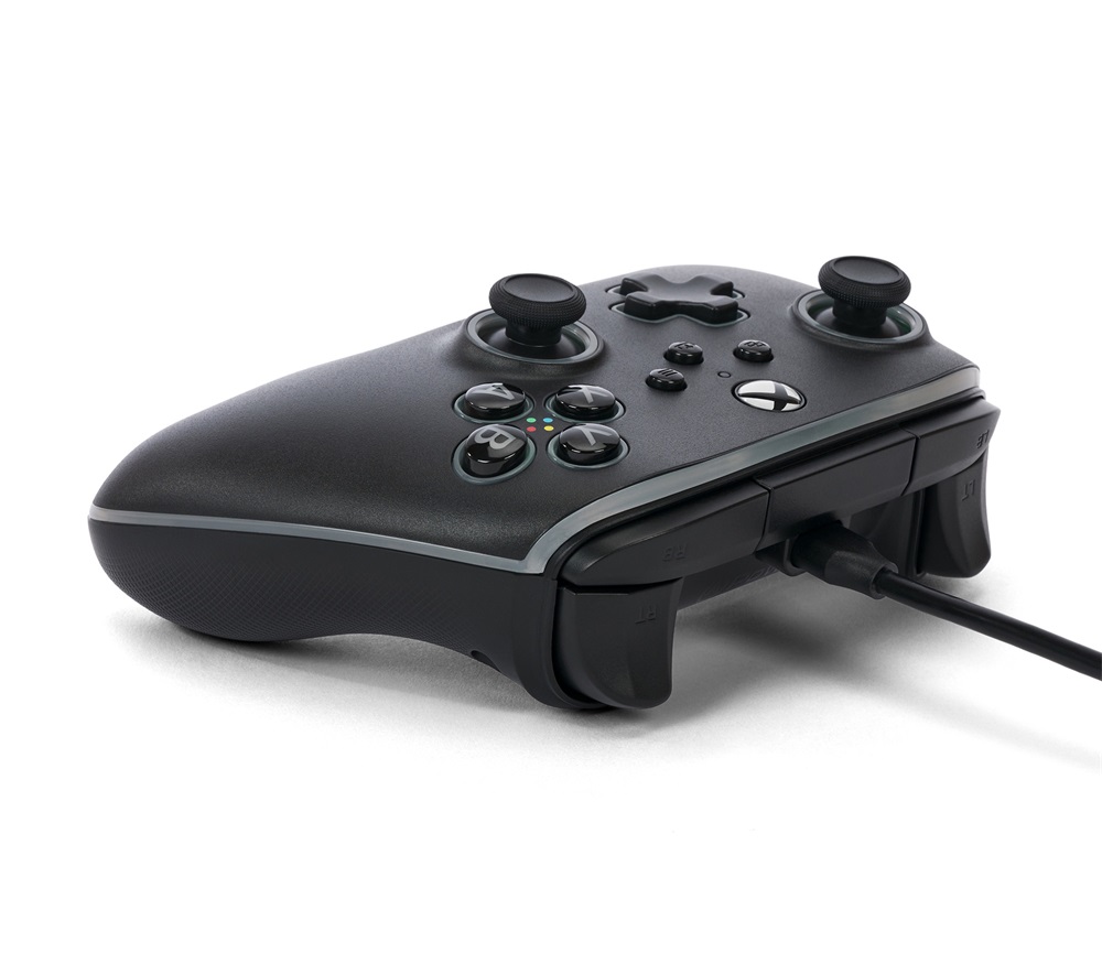 PowerA XBGP0140-01 Advantage Xbox Series X|S/Xbox One vezetékes Lumectra LED kontroller