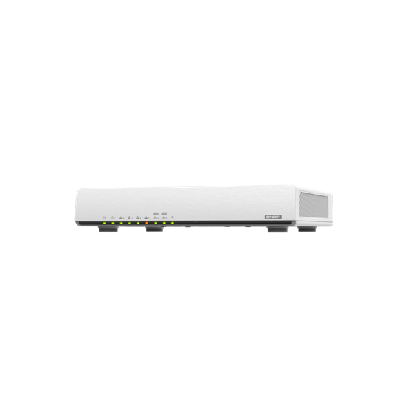 QNAP QHora-301W 4x GbE LAN 2x 10GbE LAN port SD-WAN Wi-Fi 6 Dual-band Vezeték nélküli Router