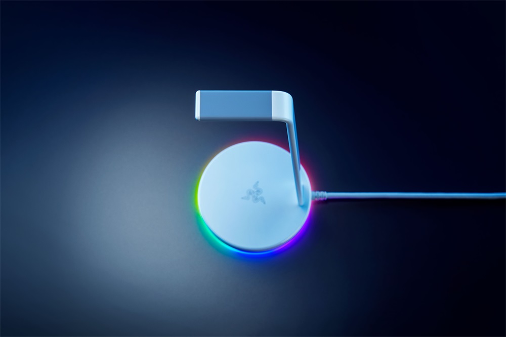 Razer Base Station V2 Chroma fehér headset állvány és USB hub