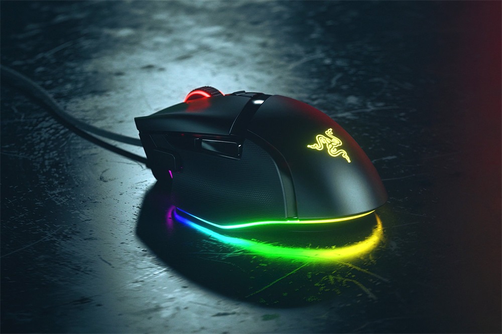 Razer Basilisk V3 26000dpi optikai gamer egér