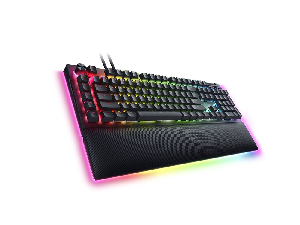 Razer BlackWidow V4 Pro UK fekete (green switch) gamer billentyűzet