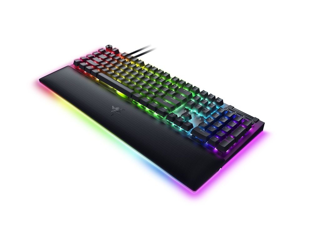 Razer BlackWidow V4 Pro UK fekete (yellow switch) gamer billentyűzet