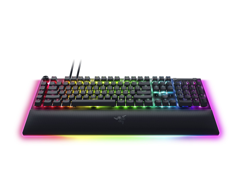 Razer BlackWidow V4 Pro UK fekete (yellow switch) gamer billentyűzet