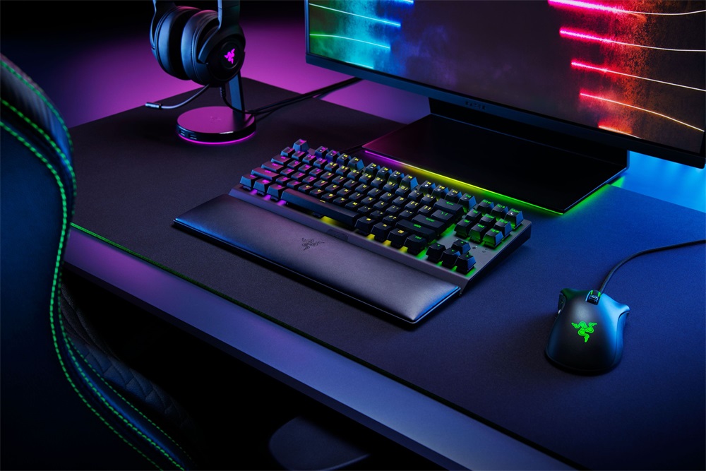 Razer fekete ergonómikus csuklótámasz TKL billentyűzethez