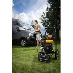 Riwall RPPW 250 SET 250 bar, tartozékokkal benzinmotoros magasnyomású mosó