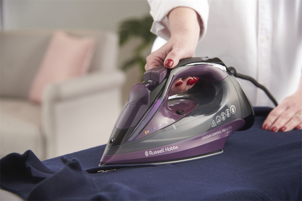 Russell Hobbs 27281-56/RH Colour Control Pro Ultra gőzölős vasaló