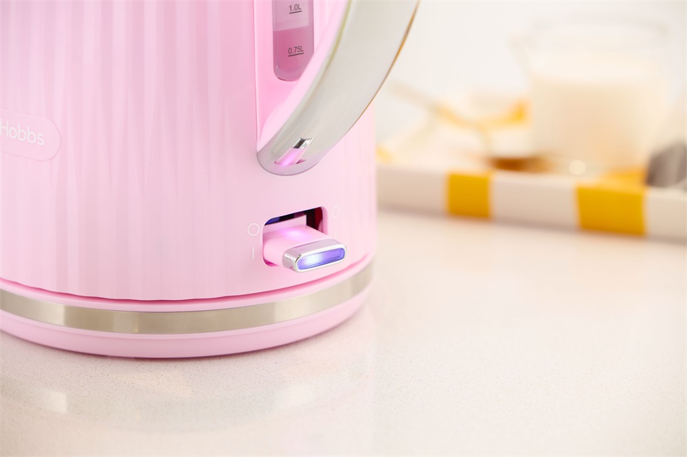 Russell Hobbs 27362-70/RH Eden 1,7L-es málna vízforraló