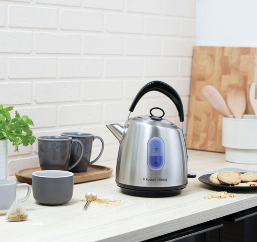 Russell Hobbs 28130-70/RH Stylevia 1,5L-es rozsdamentes acél vízforraló